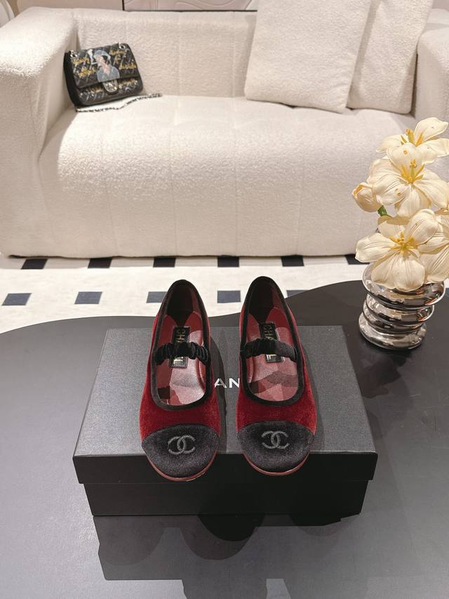35-41 40 41 Custom-made, no returns or exchanges High-end version, high-volume p