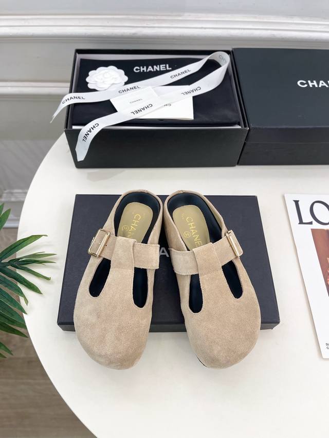 Chanel 25 2025 Spring/Summer New Arrivals Chanel Retro Birkenstock Casual Half