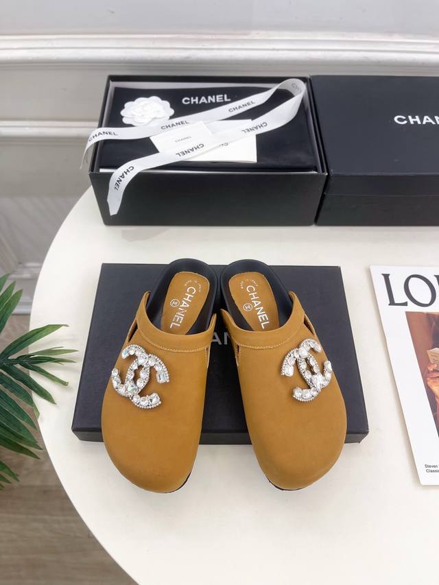 Chanel 25 2025 Spring/Summer New Arrivals Chanel Double C Rhinestone Buckle Bir