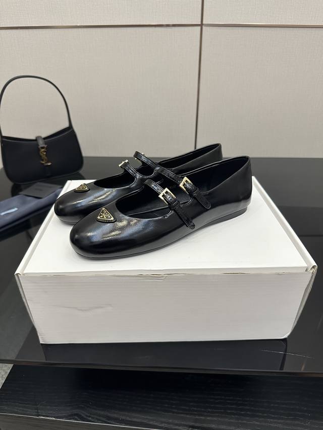 Leather 380 pony hair leopard print Prada 25 popular Mary Jane shoes. Bloggers h