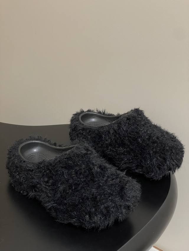 Balenciaga 25Ss new autumn/winter thick-soled wool slippers, mules, and couple's