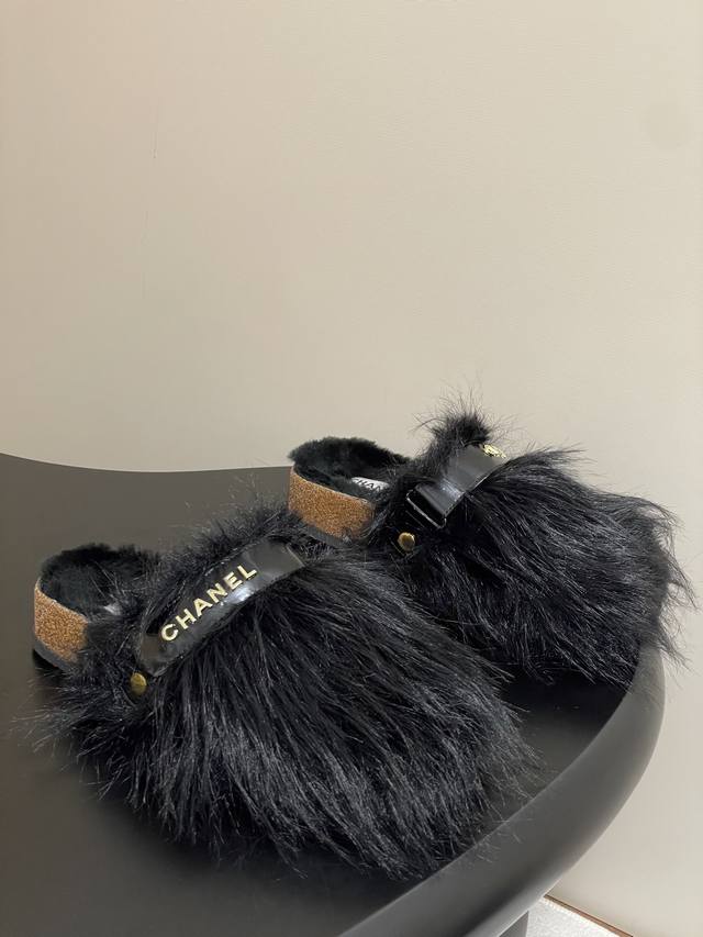 25Ss new autumn and winter wool slippers with letter buckles, thick soles, fur m