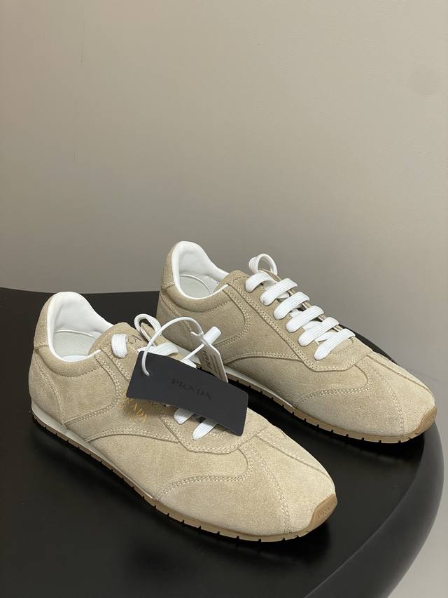 25Fw New Prada suede cowhide sneakers for early autumn, retro German training sh