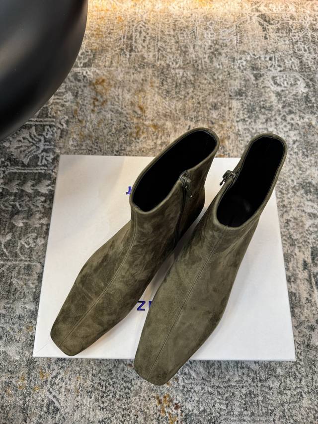 New arrival! Fabric: sheepskin Lining: sheepskin Sole: through-dyed cowhide Ele