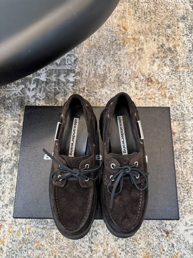 Hot new arrival! Fabric: cow suede Sheepskin lining Foam sole for ultra-lightwei