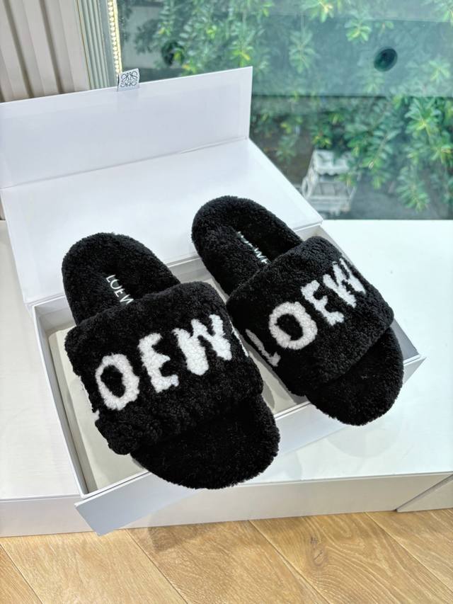 G122 WYSIWYG purchasing agent level Loewe 25 autumn and winter new furry slipper