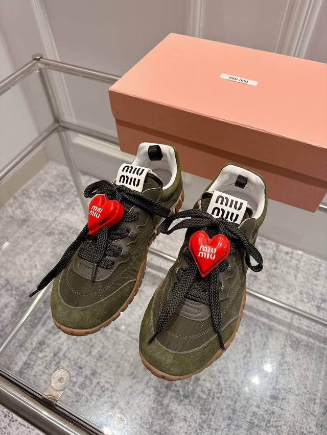 Shopping-level accessories 60 Miumiu Miu Miu 25Ss new spring/summer biscuit shoe