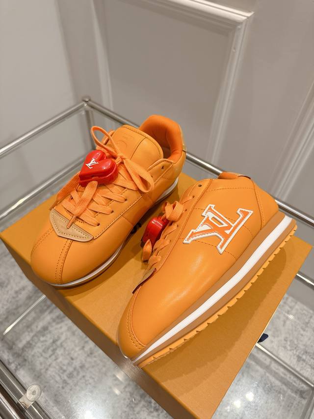 Dongguan goods: couple's version for men and women, accessories 60 Lv Louis Vuit
