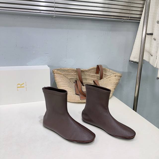 High-quality factory-made! Niche fashion brand The Row's new fall/winter 25 sim