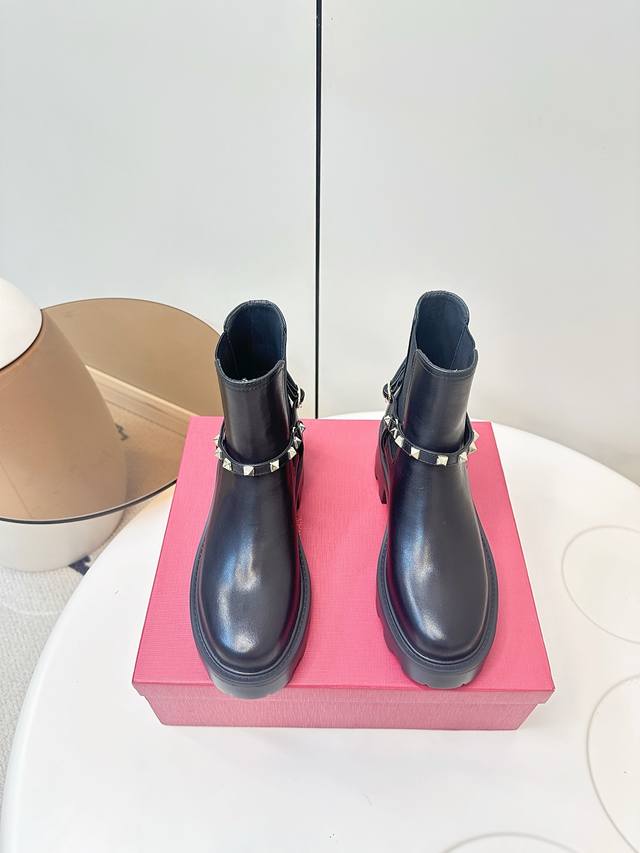 Valentino Studded Chelsea Elastic Ankle Boots The classic Valentino horse-studd
