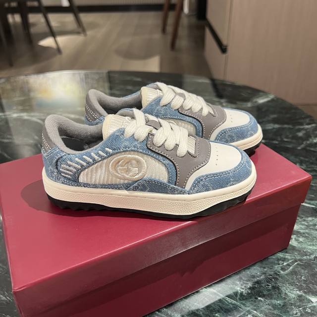 Gucci Kids casual shoes, new color DDD, sizes 26-35. . DDD