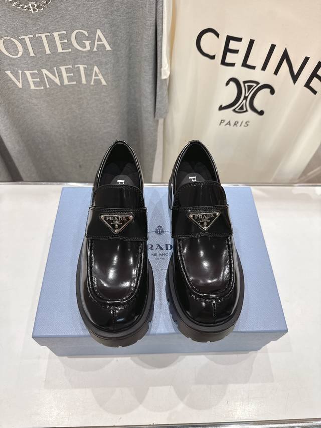 High version factory Prada* Prada Ss25New Arrival~P home 2025Ss new triangle bu