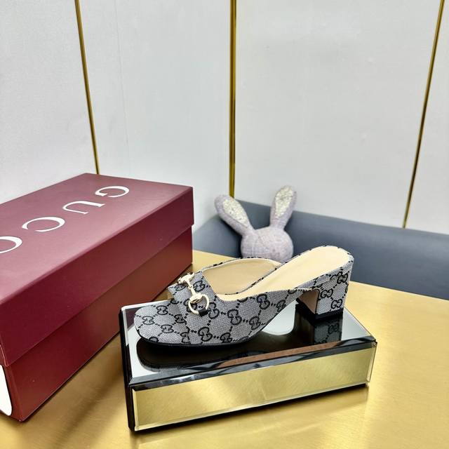 New! Gucci Gucci Classic Women's Shoes: Developed one-to-one with the original,