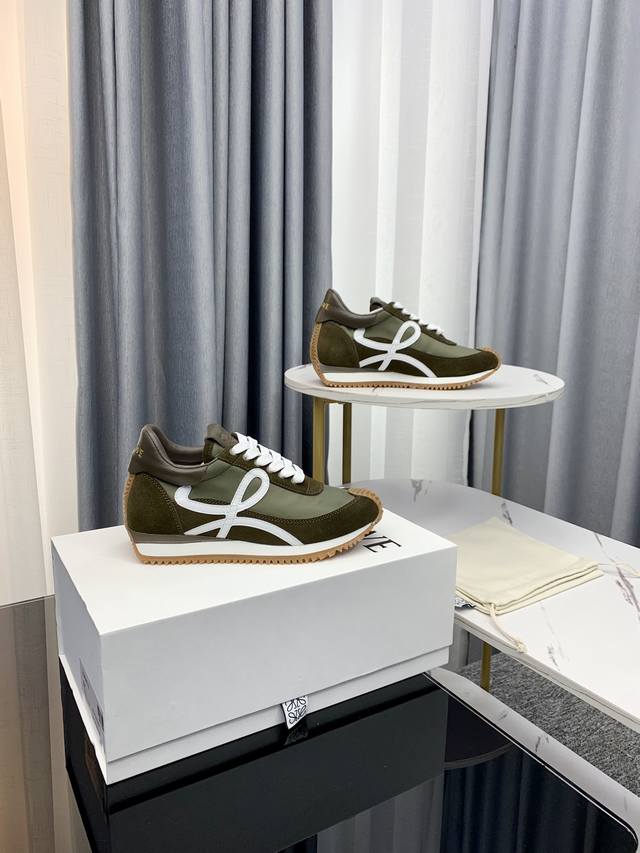 Full leather +70 Exclusive top version Long-term production Loewe's latest color