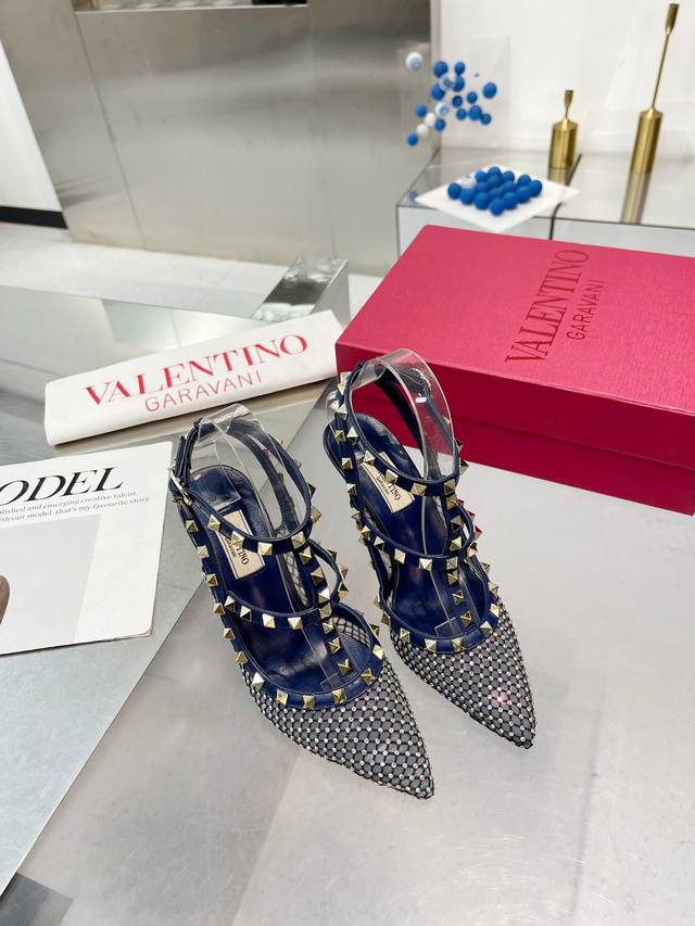 Factory P leather sole rubber sole Valentino new spring/summer women's back in