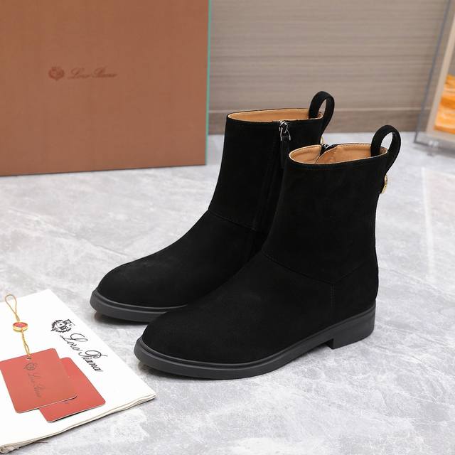 Agent-level Loro Piana LS Kilda ankle boots with side zippers for autumn and win