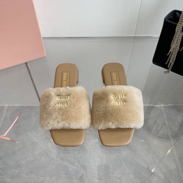 24Miumi*Ss new fall/winter flat wool slippers. Top-tier version. Zp developed Mi