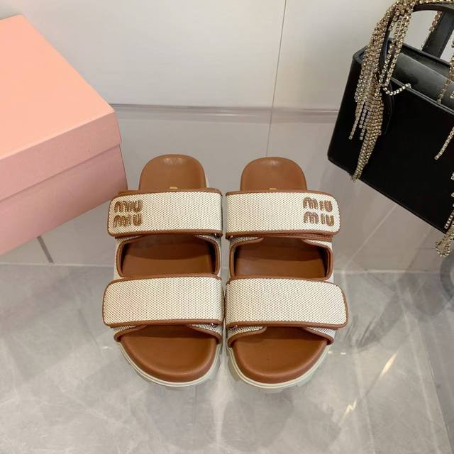 Miumi**2025 spring and summer new coin sandals, Roman thick-soled Velcro sandals