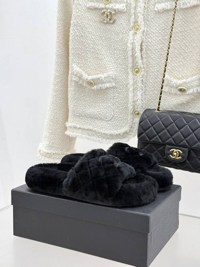 Factory Price: Chane* | Chanel's classic embroidered Double C diamond quilted s