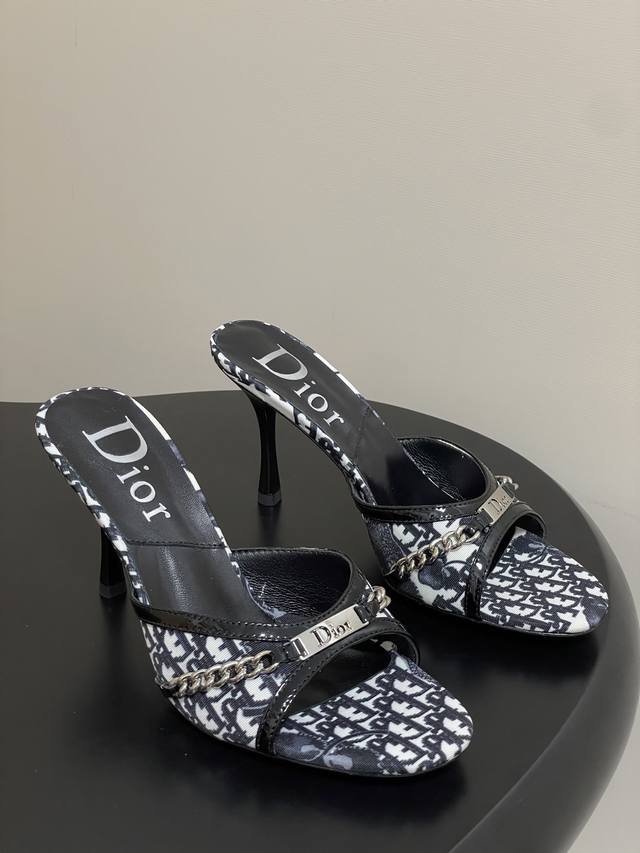 Dior 25Ss Spring/Summer new vintage-inspired chain-studded high-heeled sandals (