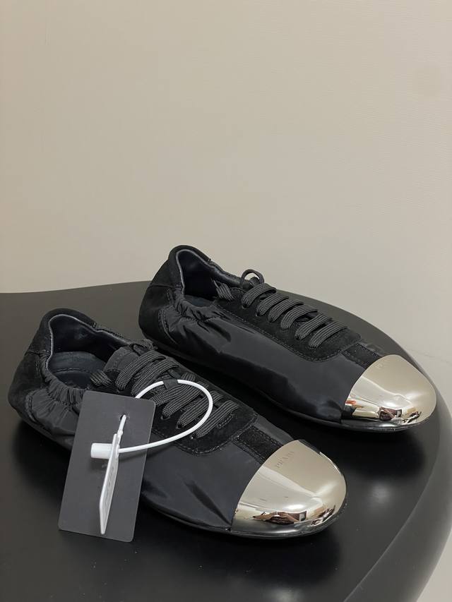 25Ss New Prada Collapse Re-Nylon and Suede Sneakers with Metal Toe and Thin Sole