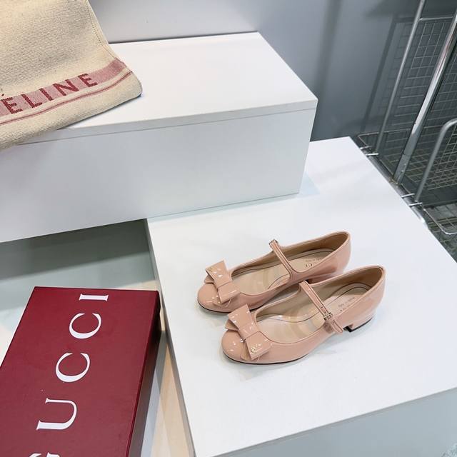 High quality factory delivery! Top quality Gucci 2025 Fall/Winter new G-style p