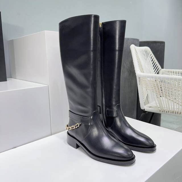 High-quality factory boots! Top quality! Originally purchased and developed! Ch