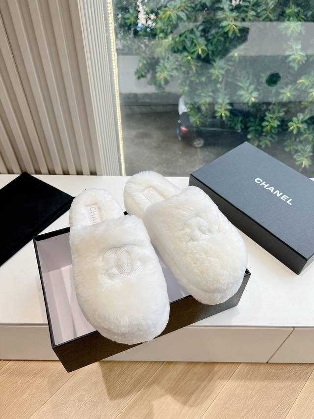 High-top Chanel 24S early spring hit bow-tie flip-flops DDD. A must-have! Much