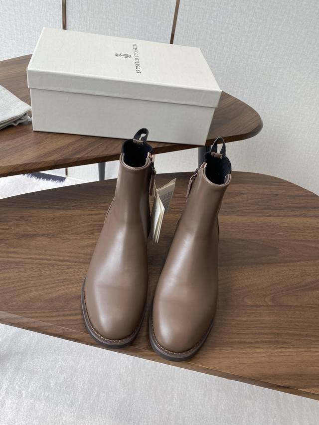 Brunello Cucineli Ss25New Arrival~ Brunello Cucineli | New fall/winter lace-up M