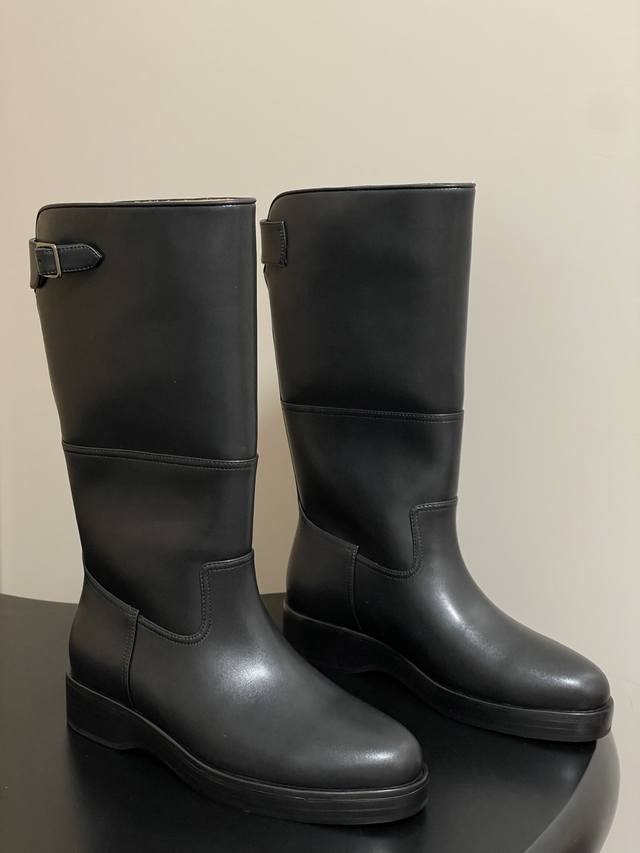 Loro Piana Lp70S new autumn and winter Lupo straight boots, a slip-on mid-calf b