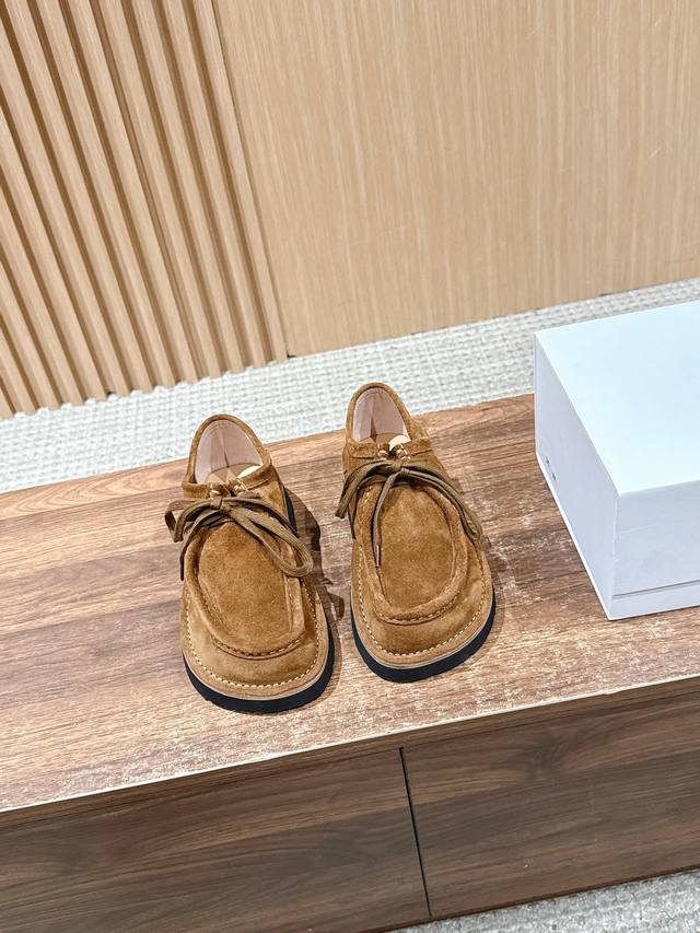Male + 20 Loewe's new autumn and winter lace-up retro British style casual shoes