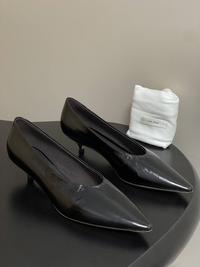 Top-quality The Row 25 Early Fall new minimalist kitten heel shoes I fell in lov