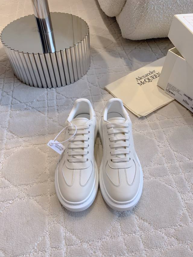 Top-of-the-line Alexander Mcquee newest white platform shoes for couples. Top q
