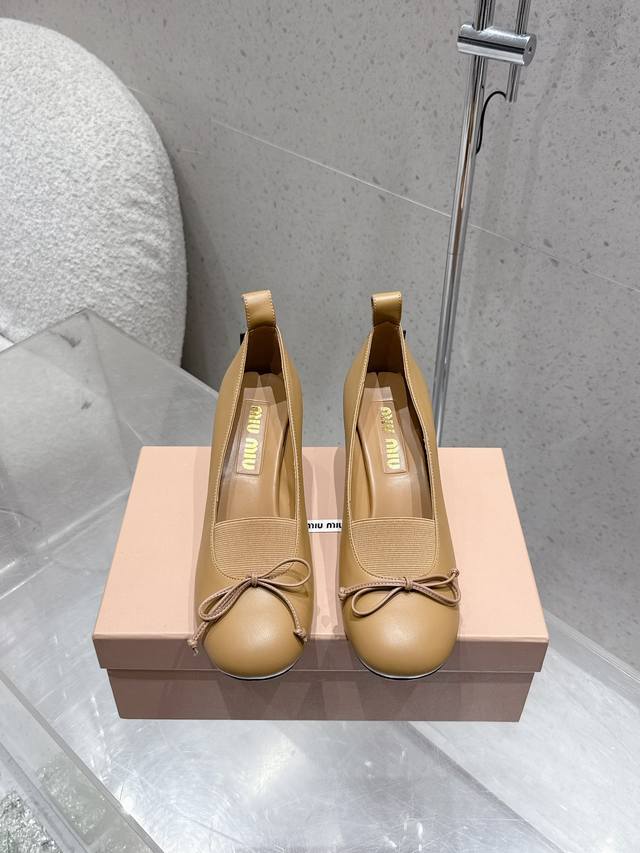 Factory Miumiu Miu Miu 25Ss Spring/Summer new retro bow-knot round-toe block-he