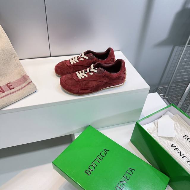High-quality factory-made sheepskin! Top-quality, thin-soled Bottega Veneta Bv s
