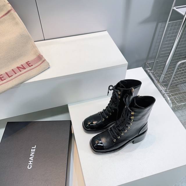 High quality factory! Top-quality Chanel 2025Ss Fall/Winter new style double C