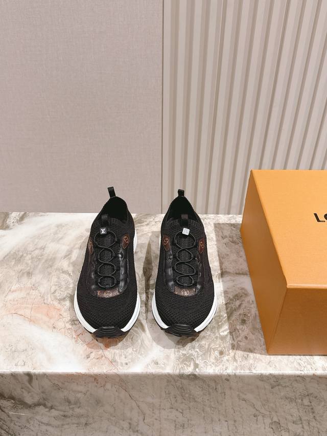 Couple's 225 Lv Louis Vuitton Early Spring Collection of Sporty Daddy Shoes! Thi