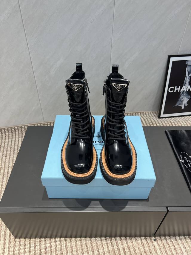 Factory: Exclusive top version Prad*A2025Vs autumn and winter new boots series r