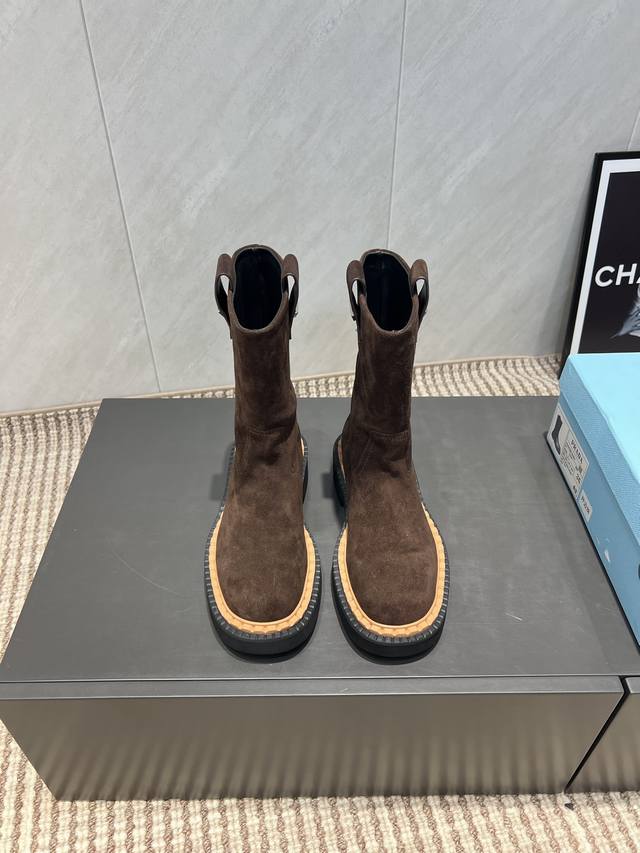 Factory: Exclusive top version Prad*A2025Vs autumn and winter new boots series r