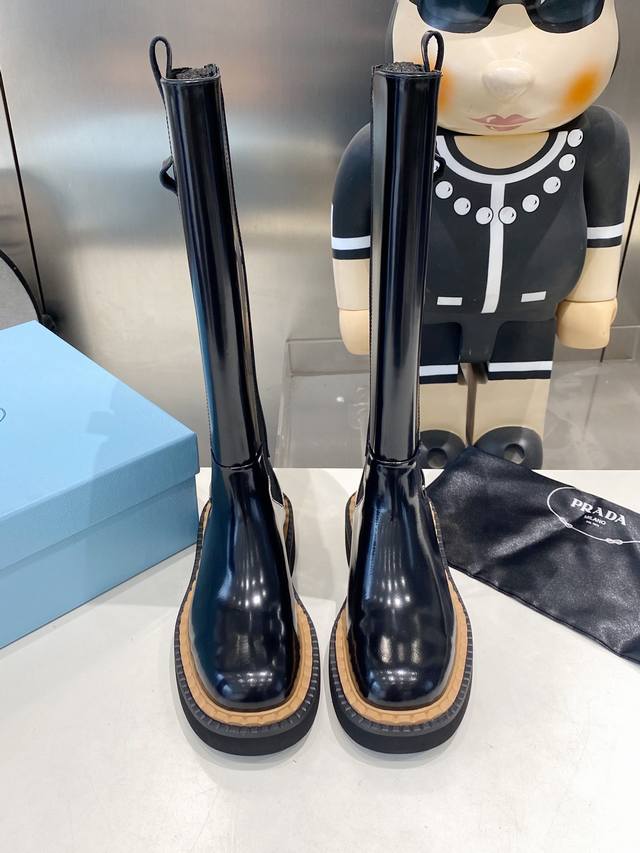 Factory Prada top version motorcycle high boots are here, super good-looking on