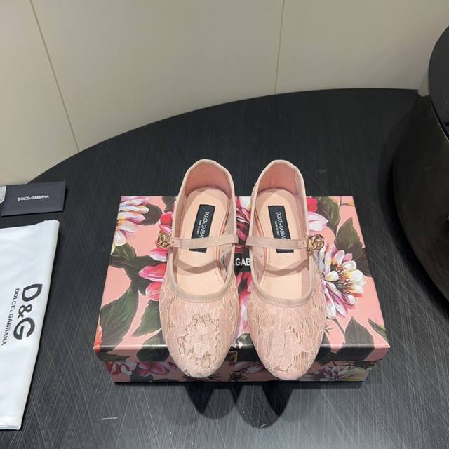Factory: Exclusive top version Dolce & Gabbana 25Vs spring and summer hit single