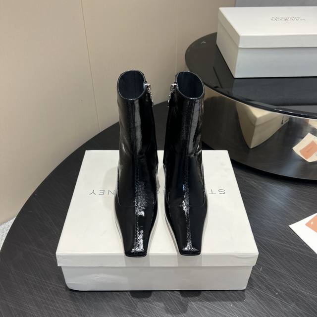 Factory: Exclusive, premium edition Stell Mcc Rtney, a niche fashion brand, 25V