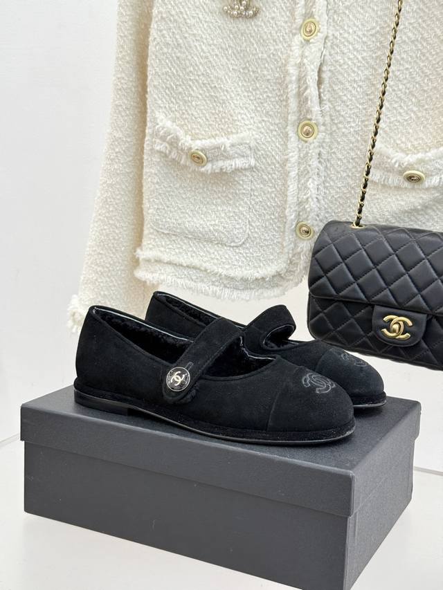 Factory Price: Chane* | Chanel's new Fall/Winter 25A Double C Buckle Mary Jane