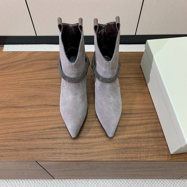 Brunell* Cucinell* chunky-heeled ankle boots. Cowhide suede upper, sheepskin lin