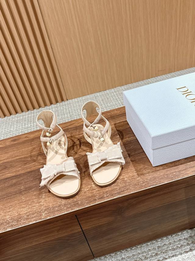 Dior's new spring/summer flat sandals DDD. This Adiorable sandal is a new additi