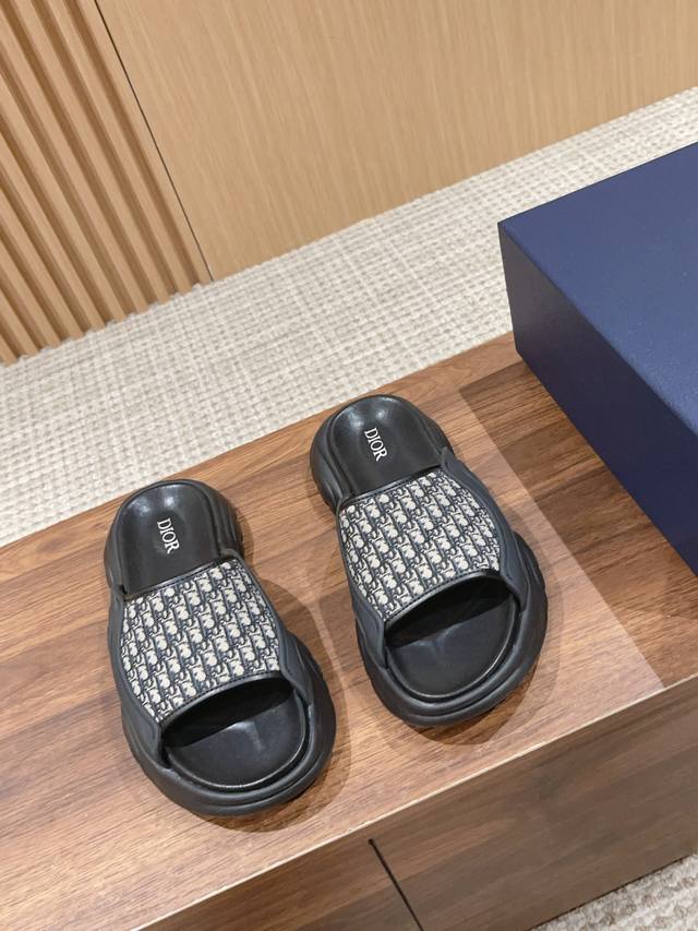 Men's only Oblique thick-soled slide sandals Original purchase, development and
