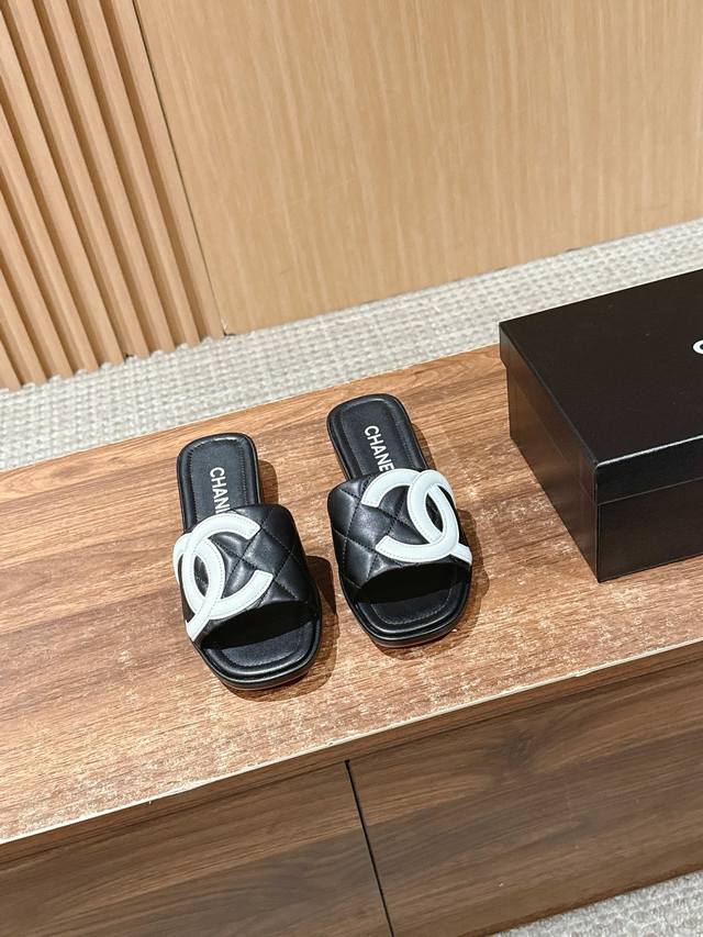 Chanel vintage Chanel Kang Peng series single-strap slippers are here for summer