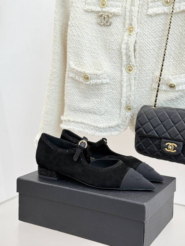 Factory Price: Chane* | Chanel's new Fall/Winter arrival: 25K Pointed-Toe Rhine