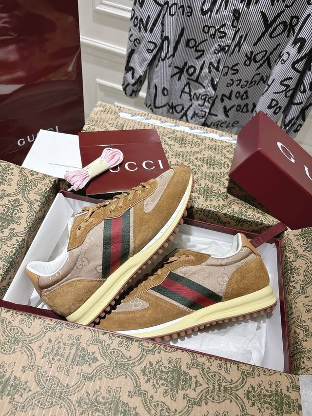 Supplied with a full set of airplane box Gucci 25S Spring/Summer collection new
