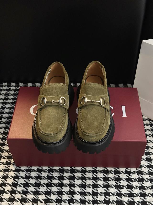Thick-soled loafers DDD